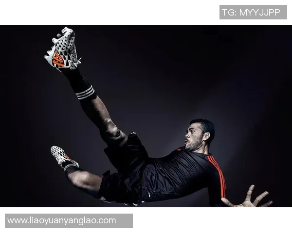 好运足球明星图片展现运动员风采与激情的完美结合与荣耀时刻